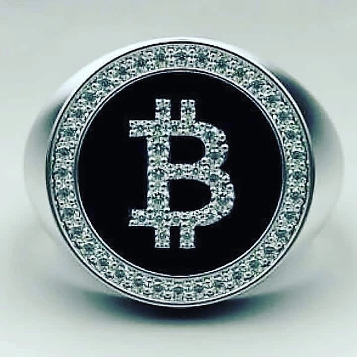 Dm me for a start, and start earning big profits on Bitcoin, crypto currency, Binary option trade