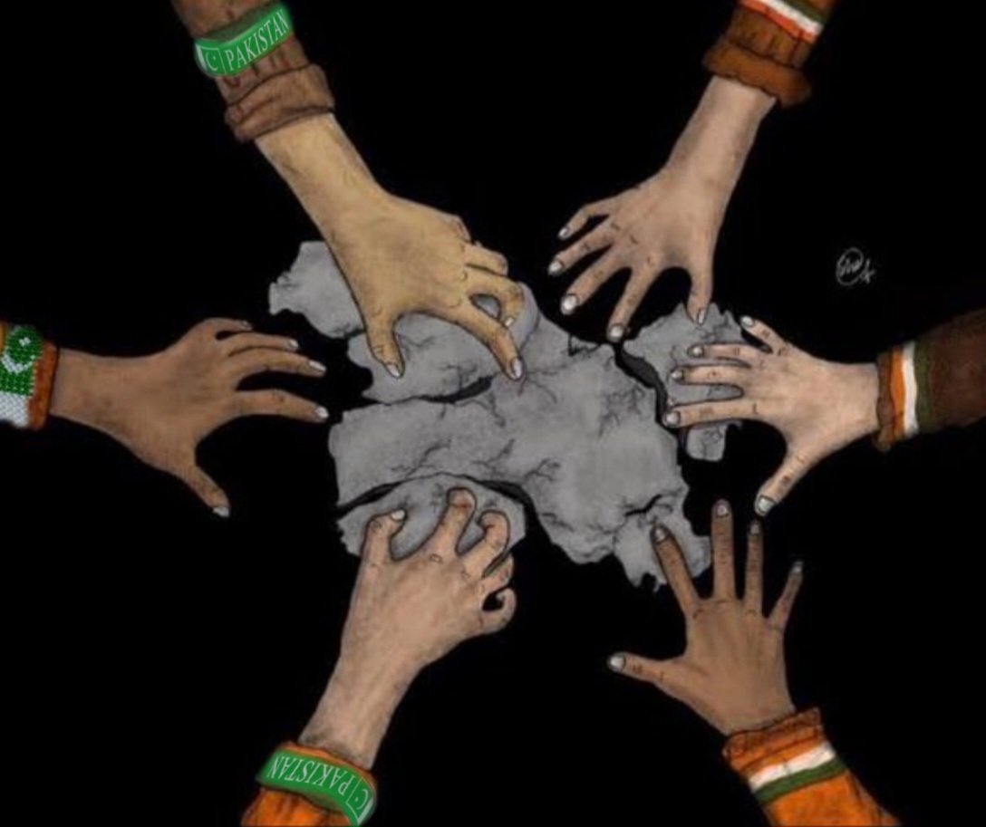 BintEKashmir6's tweet photo. 5اگست2019۔
انڈین مقبوضہ کشمیرکےلوگ شائدآہستہ آہستہabrogationکوتسلیم کرنےلگےہیں اپنےمستقبل کی بہتری دیکھتےہوئے۔
جبکہ دوسری طرف سپریم کورٹ آف انڈیامیں کیسںچل رہاھےاس حوالےسےآزاد جموں کشمیراورپاکستان کی سیاسی قیادت کاکوئی نقطہ نظریاعملی انوالومنٹ سامنےنہیں آئی۔
#Art35a
#Art370 https://t.co/Km9yj2CH0s