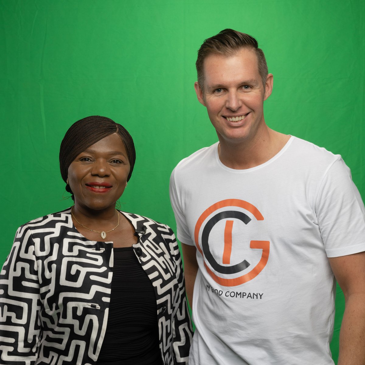 Congratulations Prof Thuli Madonsela on your appointment to the Scientific Advisory Board of the United Nations.

Your appointment exemplifies your light, and our nation's potential to reach for the stars and soar to even greater heights.

Thank you for making our country proud.