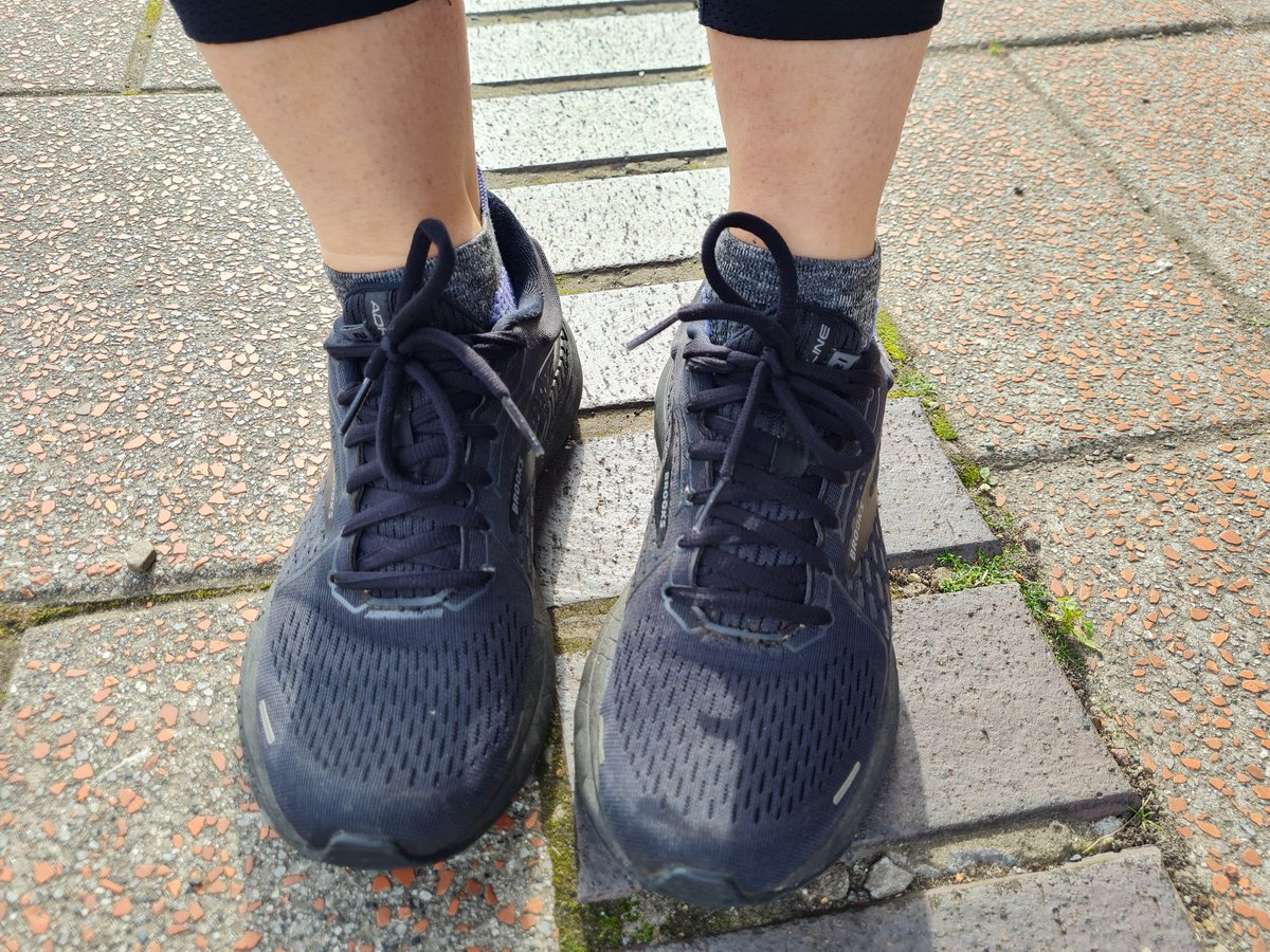 Vanessa C tweet media