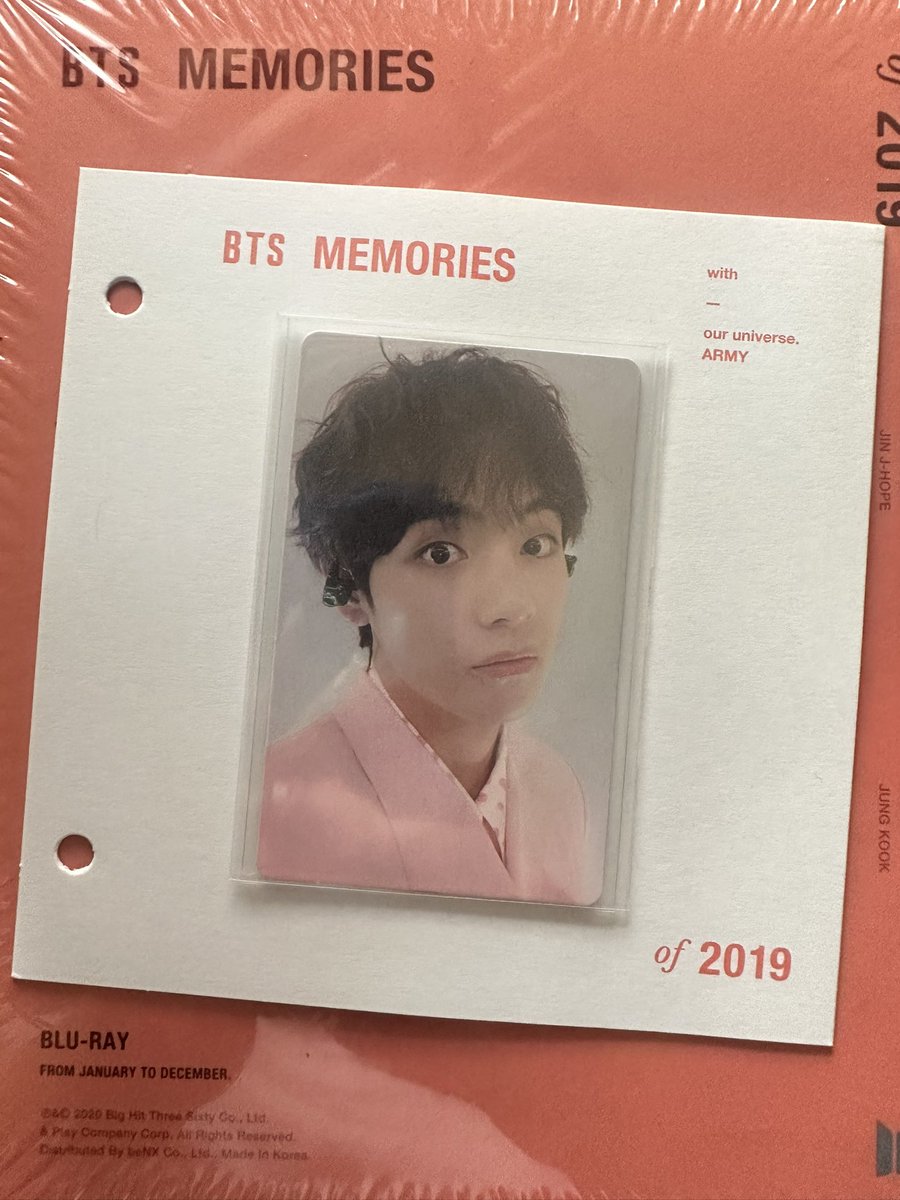yoonmcart's tweet photo. wts lfb bts ph

𓂃⟢ memories 2019 taehyung pc + complete inclusion unsealed blu ray w/ ot7 and namjoon 4x6 sealed photo set 

✶ 4.7k php for the set 
✶ 10/10 conditions 
✶ payo prio! up to 3 days reservation
dm 

t. tae v namjoon photocard memo19 br ph https://t.co/NaNt07uIVd