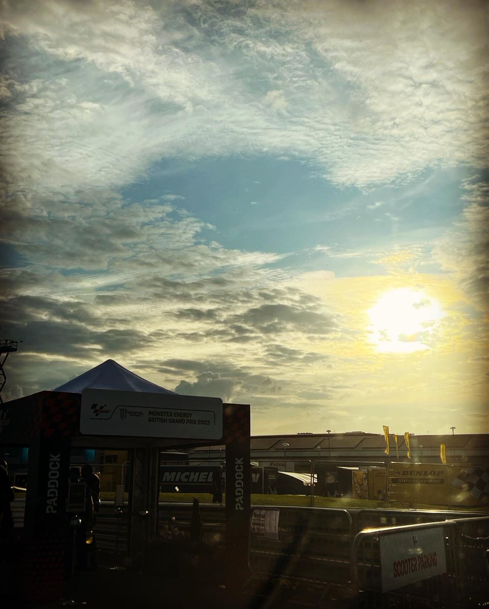 Suzi Perry tweet media