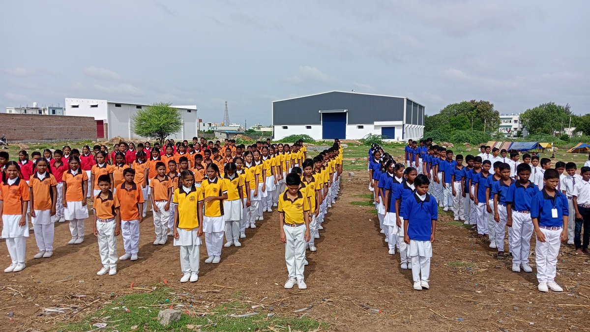 dhanuramtal's tweet photo. Mass drill https://t.co/vu5KkImQL9