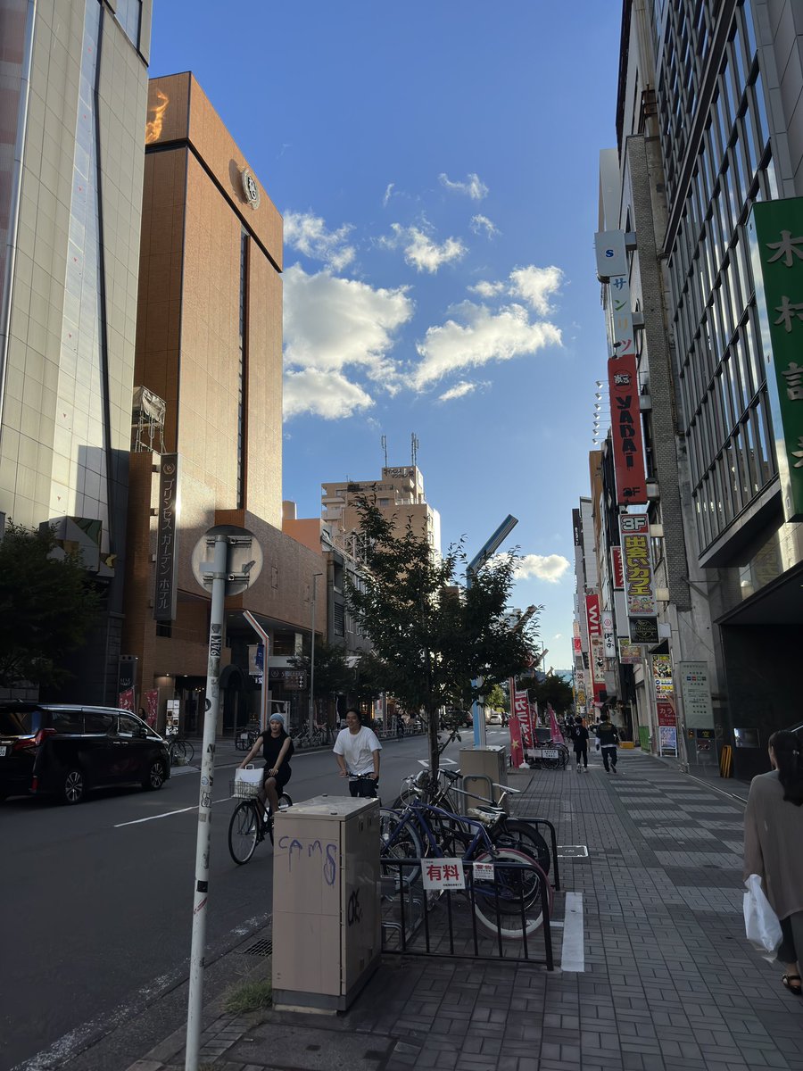 今日は名古屋！
起業した原点の町。
昔は毎日このあたりで呑んでくれてたけど色々店が変わったな。(⌒-⌒; )

当たり前の事だけどちょっと寂しい。