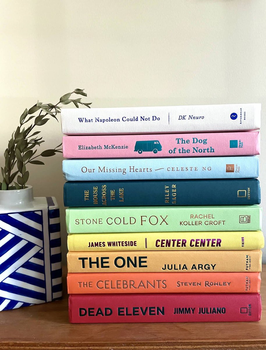 thebookshelf_zm's tweet image. Buy a book from us and get a special gift this weekend.