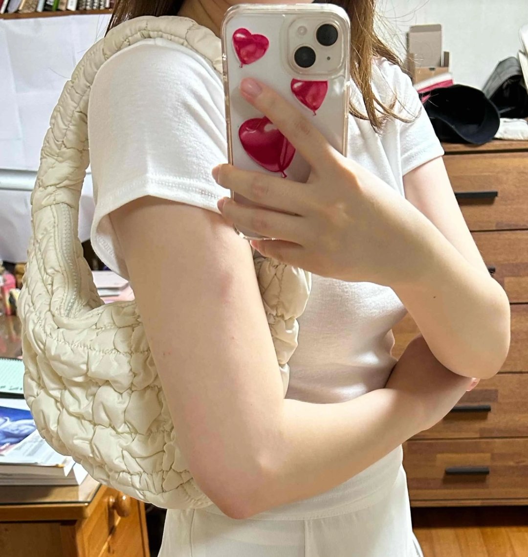 chana_pre's tweet photo. Shoopen _ sale!
soft mini quilting bag

ㅡ 800฿ ㅡ
รับกดถึงสี่ทุ่มวันนี้ค่า ด่วนเน้อเดี๋ยวของหมดค้าบบ มีแค่สามสีนะคะ 🖤🤍🩷

○ หิ้วกลับ 24/08 ○

#พรีเกาหลี #พรีออเดอร์เกาหลี #กดเว็บเกาหลี #หิ้วเกาหลี https://t.co/mLQgIQw6ti