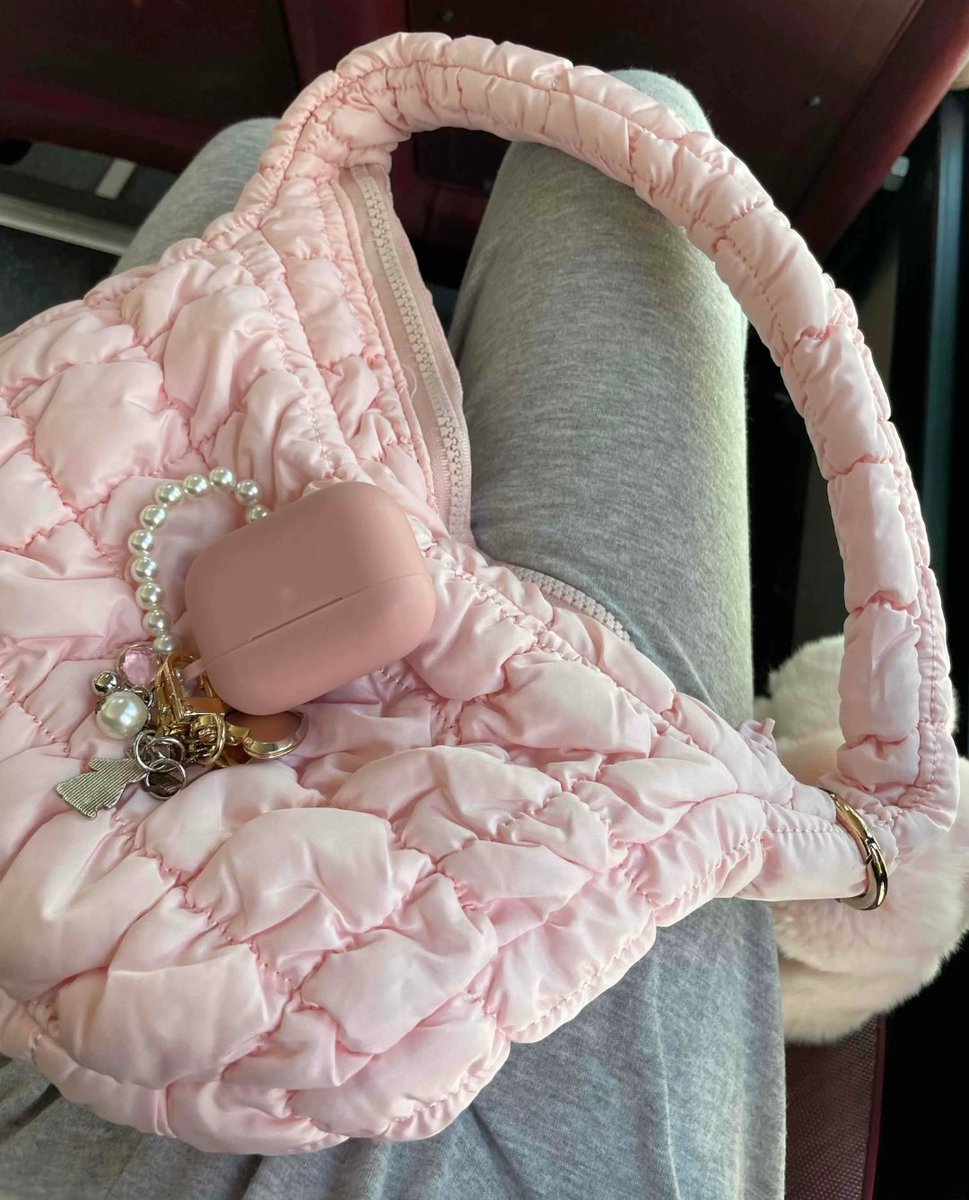 chana_pre's tweet photo. Shoopen _ sale!
soft mini quilting bag

ㅡ 800฿ ㅡ
รับกดถึงสี่ทุ่มวันนี้ค่า ด่วนเน้อเดี๋ยวของหมดค้าบบ มีแค่สามสีนะคะ 🖤🤍🩷

○ หิ้วกลับ 24/08 ○

#พรีเกาหลี #พรีออเดอร์เกาหลี #กดเว็บเกาหลี #หิ้วเกาหลี https://t.co/mLQgIQw6ti