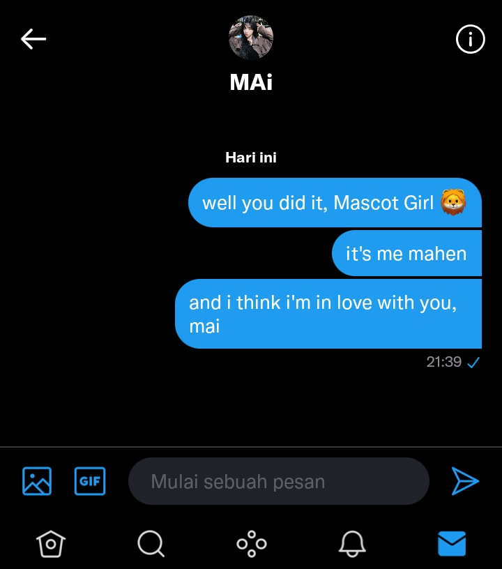 The Girl Behind The Mascot.
———
mark lee few tweets au