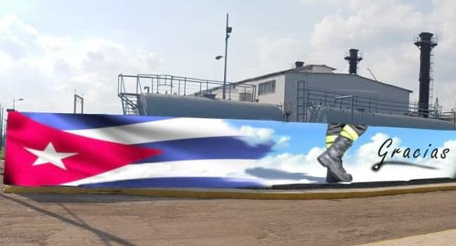 minint_cuba's tweet photo. En una pared de la Base de Supertanqueros de Matanzas, junto a unas botas de bombero, se lee «Gracias»; porque no olvidar es una forma de agradecer. #CubaH https://t.co/qwqnHCGfKu