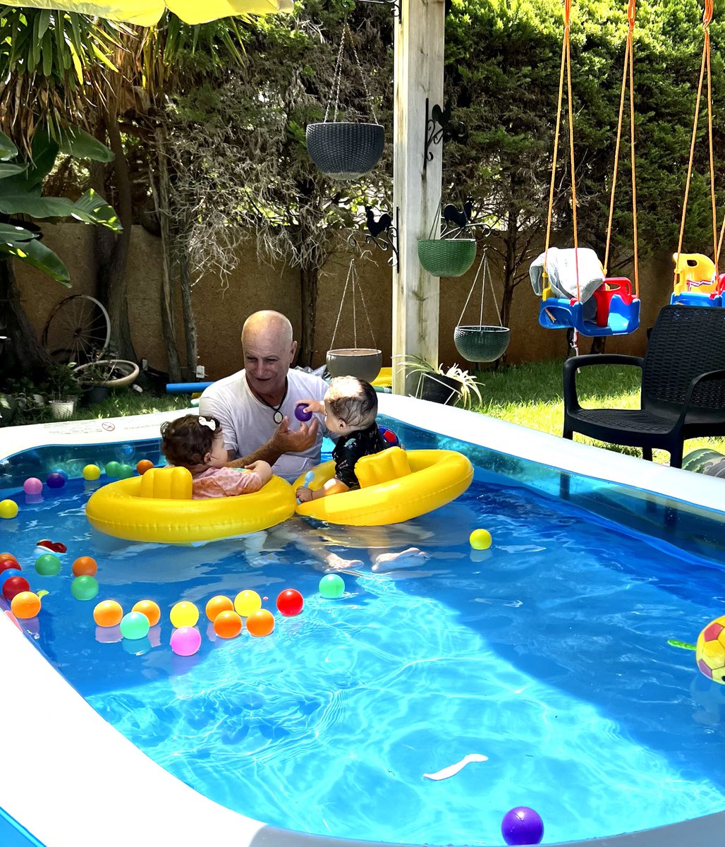 סבא עושה קסמים