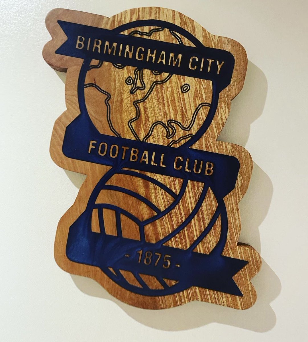 Ooouuuushhhh. Football is back. Pick of the games is #swans v #bcfc for me. Who’s got the best crest? Like for #swans Retweet for #bcfc #scfc #jackarmy #birminghamcity #blues