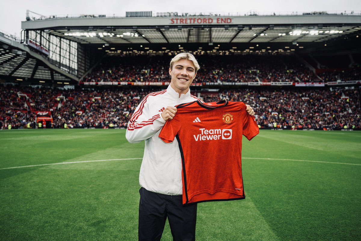 🔴 Born to be United. #MUFC