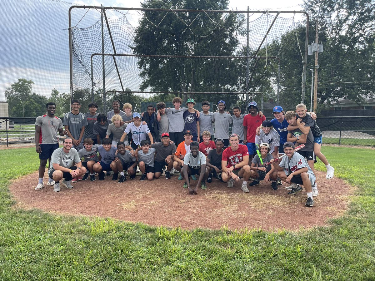 HartleySoccer's tweet photo. Yesterday, the boys soccer team hosted the third annual team sandlot. With team Murphy defeating team Gillies via score of 12 to 8. 

It is always wonderful to see the boys compete on such a level playing field and have so much fun. 

🔴🔵⚪️⚽️

#bishop #hartley #soccer https://t.co/pgKKWtGf4f