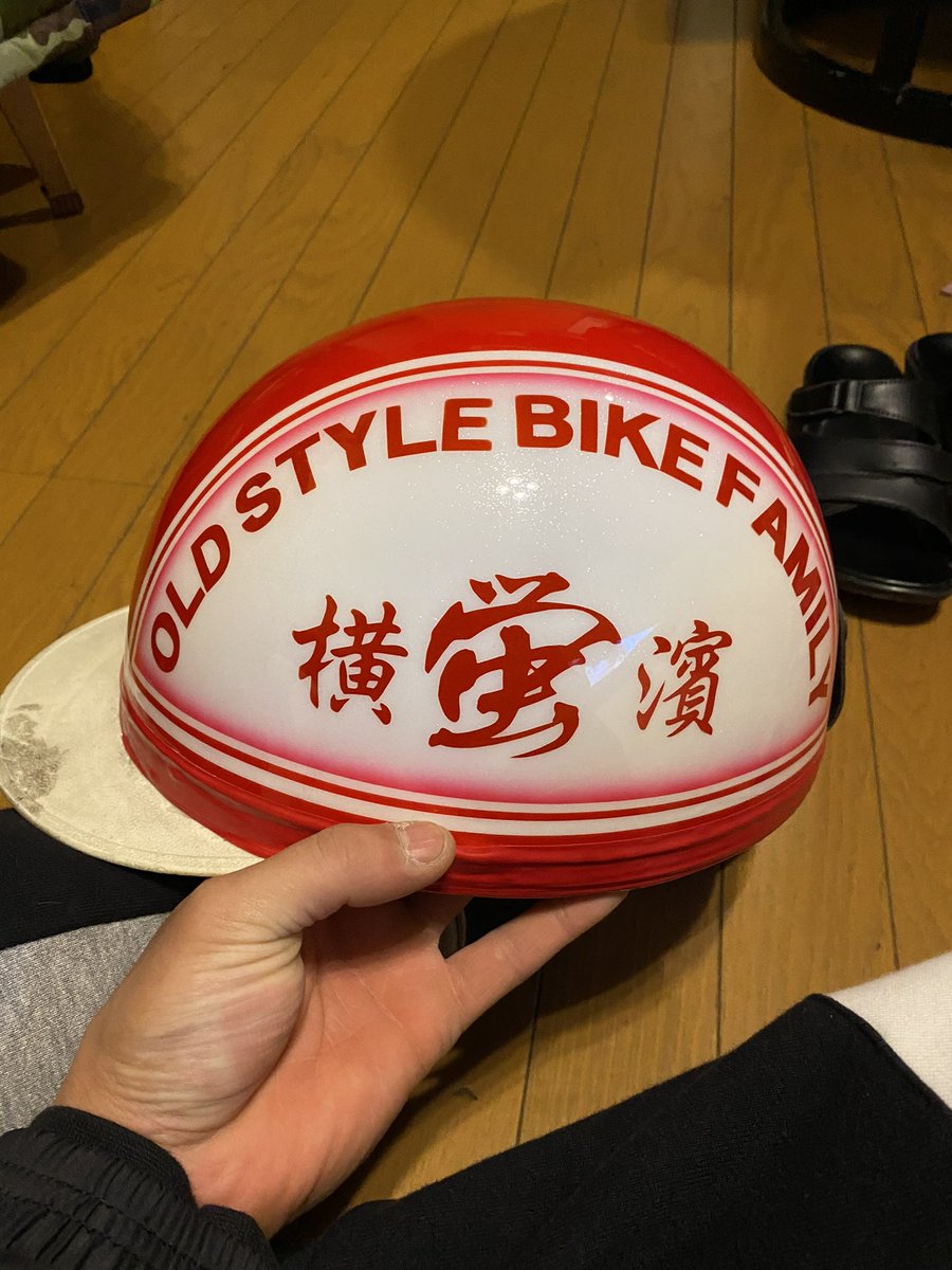 masa777RZ's tweet photo. 毎度完成度が全て高すぎて趣味の領域超えてます🥹
今回はバイクじゃなくてダンプのオールペン。。。😅💦
暑い中無理言ってすいません。。。
毎度パパさんありがとうございます😭 https://t.co/IHUowGhjtd