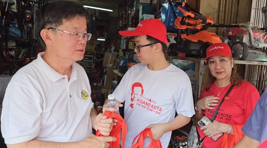 FelixJSaang's tweet photo. Pemuda UPKO memberikan sokongan moral dan sokongan utuh kepada calon-calon Kerajaan Perpaduan bagi menghadapi PRN 6 Negeri di Semenanjung Malaysia. Berkesempatan menyertai program kempen YAB KM @chowkonyeow di Pulau Pinang. #MalaysiaMadani #Perpaduan #Progresif https://t.co/IU9MwqyKfB