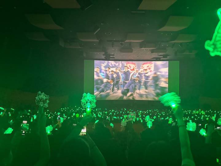 nicksu48's tweet photo. Wowowowow this is awesome 😘😘😘😘🥳🥳🥳🌾🌾🌾🌾

Cool Guy Yibo Turns 26
#WangYibo26thBirthday 
#王一博0805生日快乐 #WangYibo https://t.co/a9mOlbwUhi