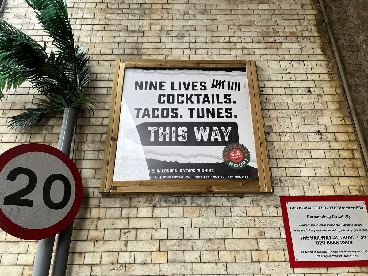 Outdoor signage printed with UV ink onto 5mm Forex. 

#DigitalPrint #LargeFormatPrinting #Bermondsey #Colourpoint #LondonSE1 #ExhibitionGraphics #Printing #NineLivesBar #HolyroodStreet
