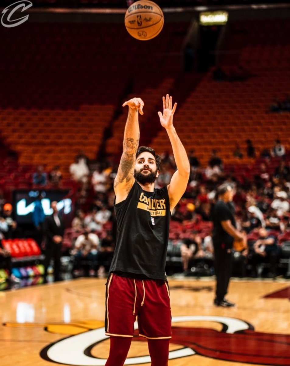 Never too high, never too low.

Estamos contigo, <a href="/rickyrubio9/">Ricky Rubio</a> ❤️