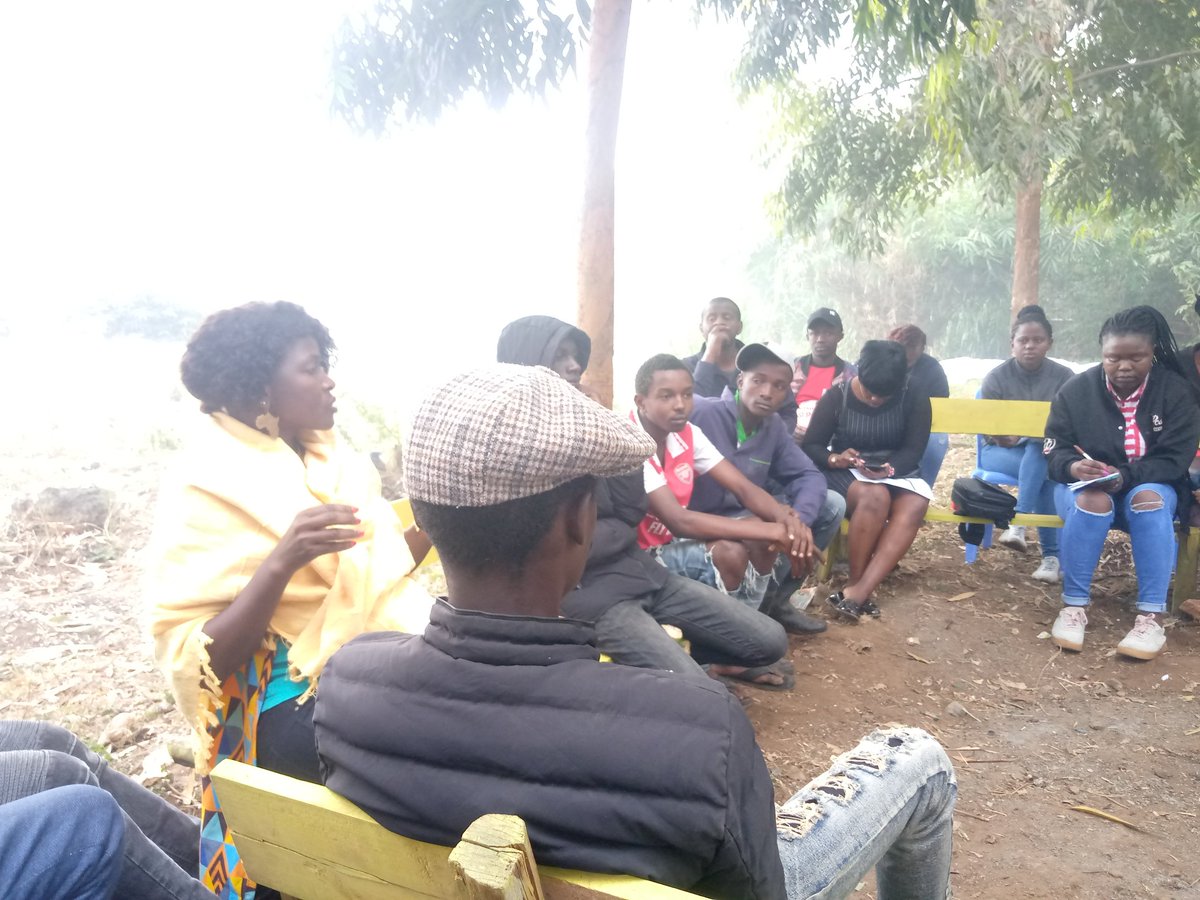 Brianomutianga's tweet photo. Should a youth be judged because of his/her dressing code? This has been a question in our communities. Youths cannot walk in streets in peace because of dressing code
#PeaceAndJusticeHubLaunch
#KariobangiRiversidePeoplesPark
#ClimateActionNo
@KariobangiSJC
@thelegendKenya https://t.co/BU8tvMxwW0