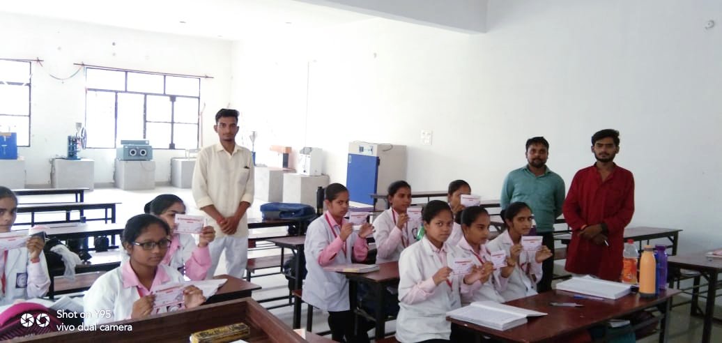 AjayPandey_shiv's tweet photo. #सदस्यता_अभियान
#Membership_Drive
छात्र सदस्यता अभियान पंचम दिवस अखिल भारतीय विद्यार्थी परिषद लखीमपुर जिले की नगर इकाई ओयल के सृजन इंस्टीट्यूट में कराई ।
@ABVPVoice @Anshul4nation @iGhanshyamShahi @ishivanandpande https://t.co/HDeXZ01qF3