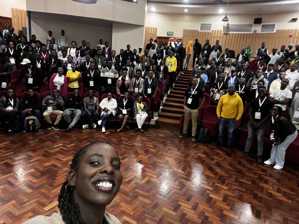 mukhtarsalim80's tweet image. Try and spot me. Thank you once again @GDG_Nairobi for the invitation.

#IOExtendedNairobi #IOExtended #GDGNAIROBI