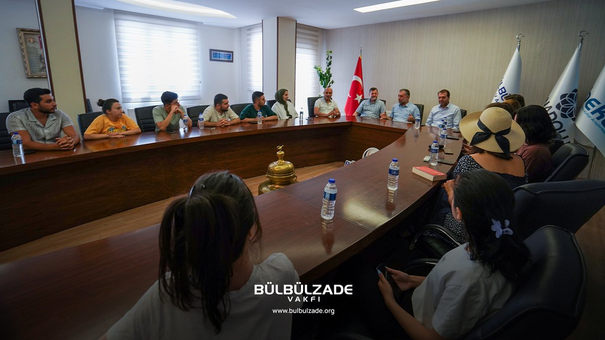 bulbulzade's tweet photo. Bülbülzade Vakfı ve BEKAM (Bilim Eğitim Kültür Araştırma Merkezi) tarafından yürütülen (ESC) Projesi, yeni gelen gönüllülerle tanışma toplantısı ve gidecek olanlarla vedalaşma etkinliği düzenledi.
@BekamOrgTr 
https://t.co/G1l3s6rQ86 https://t.co/tubFJUIJeB