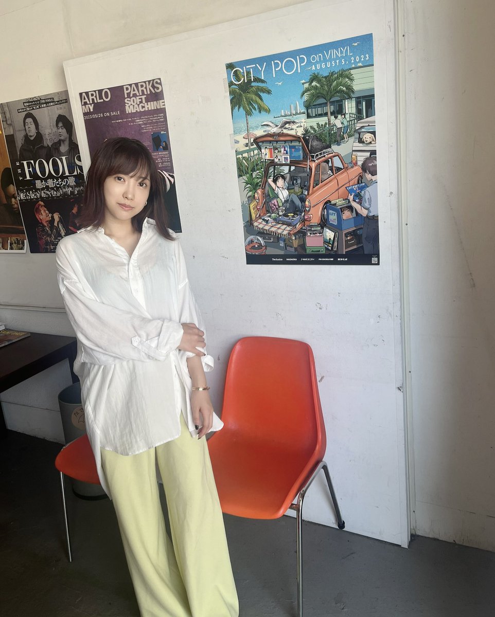 wine_airi's tweet photo. 【🎧アナログ版が本日8／5リリース】

本日ついに、限定生産版アナログ7インチ『都会/MIDNIGHT PRETENDERS』がリリースとなりました🙌

シティ・ポップに特化したアナログレコードのイベント 「CITY POP on VINYL 2023」にラインナップされています！

https://t.co/eeF99EeMDE https://t.co/Po5wGNFVLf