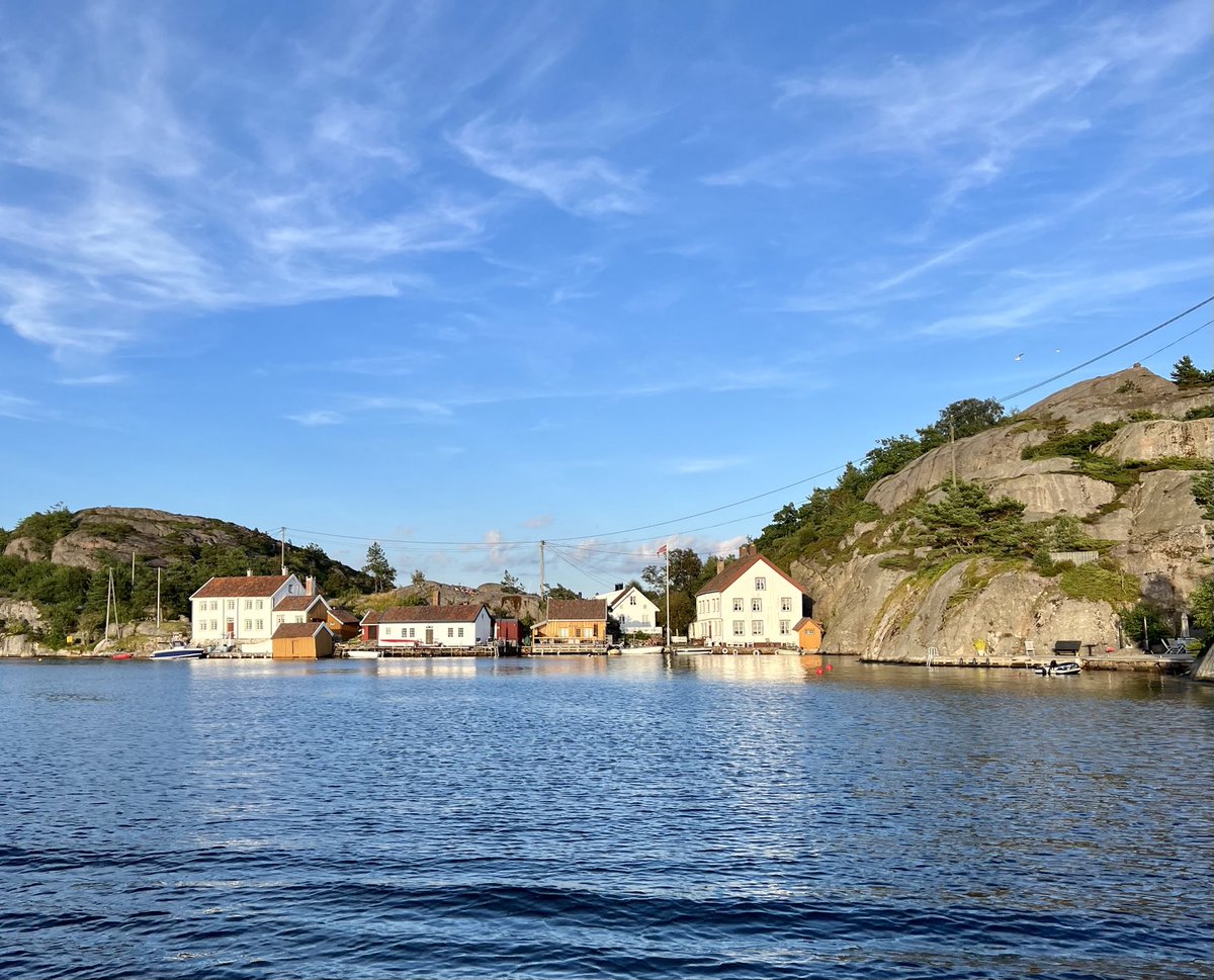 ksoreide's tweet photo. #nyhellesund https://t.co/NKS4IXz44h