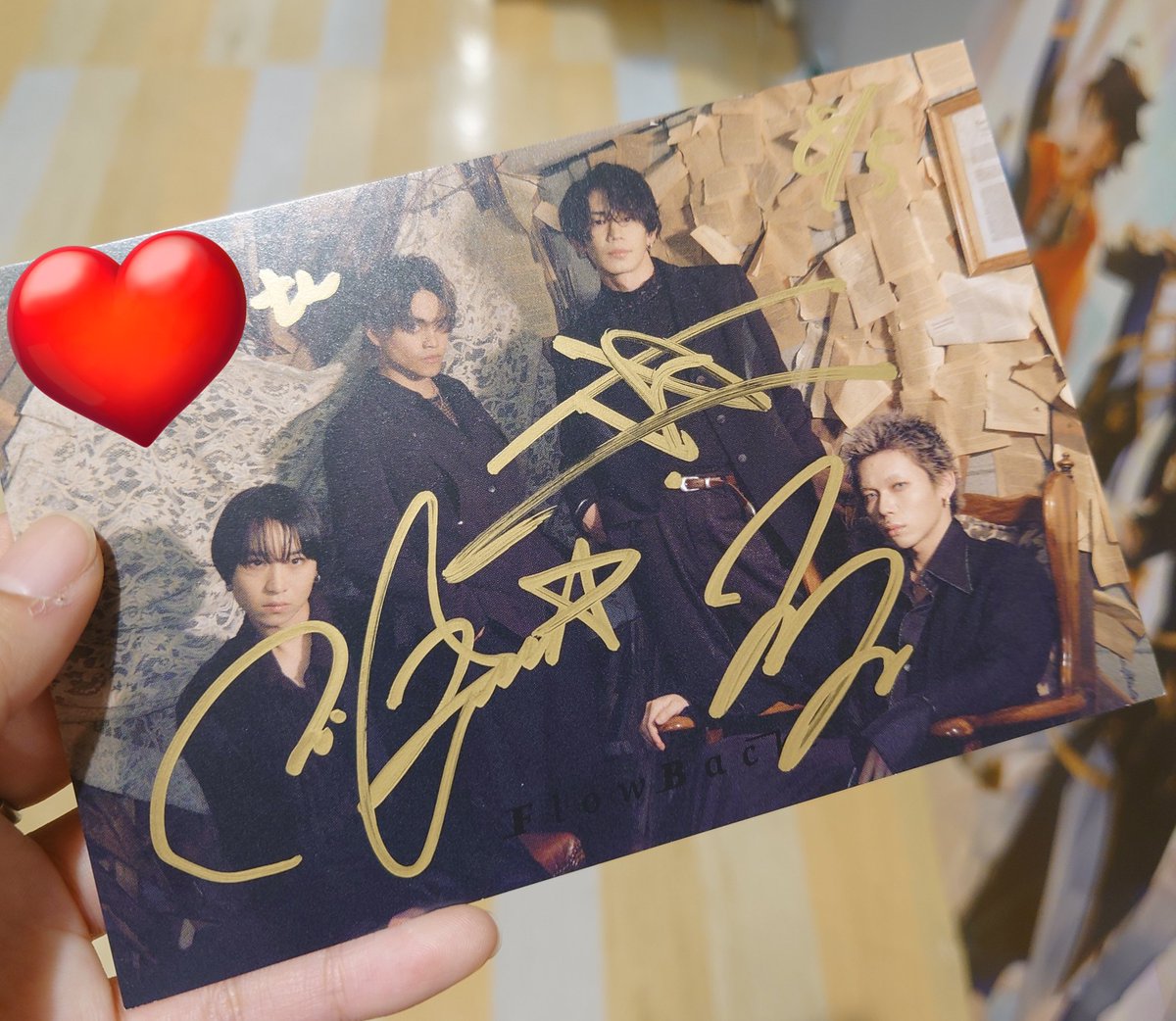 4TunPxil0eBE28G's tweet photo. 今日たまたまお仕事お休みやったから遊びに行ってきた！！　
ついたらCD完売とかで焦ったけど、予約対応とかもしてもらえてありがたかった🙏🙏
めっちゃ楽しかったし、かっこよかった(*´ω｀*)
ツアーで仲良くなった子と会えたり、ほんと楽しい1日だったなぁヽ(=´▽`=)ﾉ

#FlowBack
#intersect_0627 https://t.co/vrl6D2jVlR