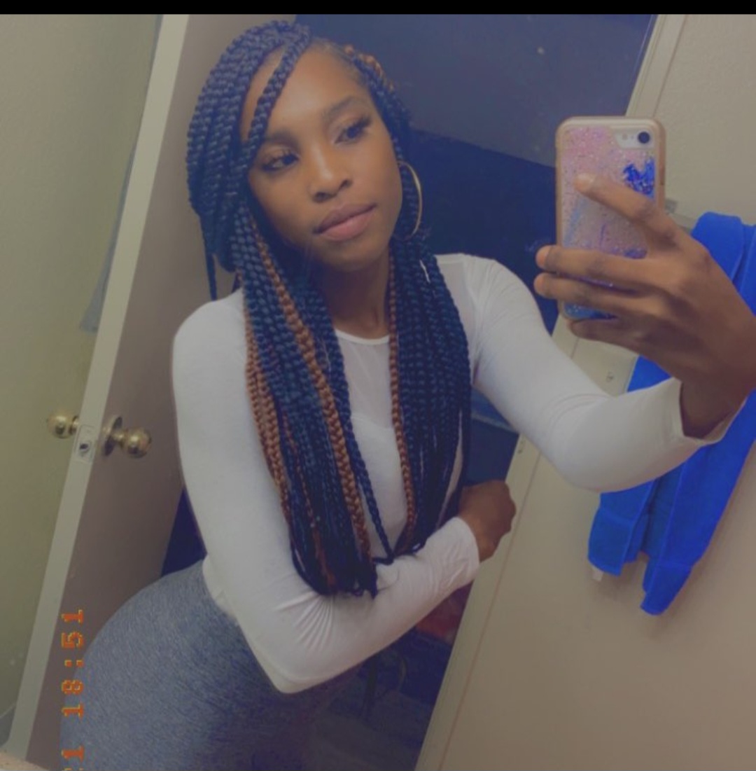 Cancelqueenopp's tweet photo. @blipp1210 This is her https://t.co/MZV3dUeT0S
