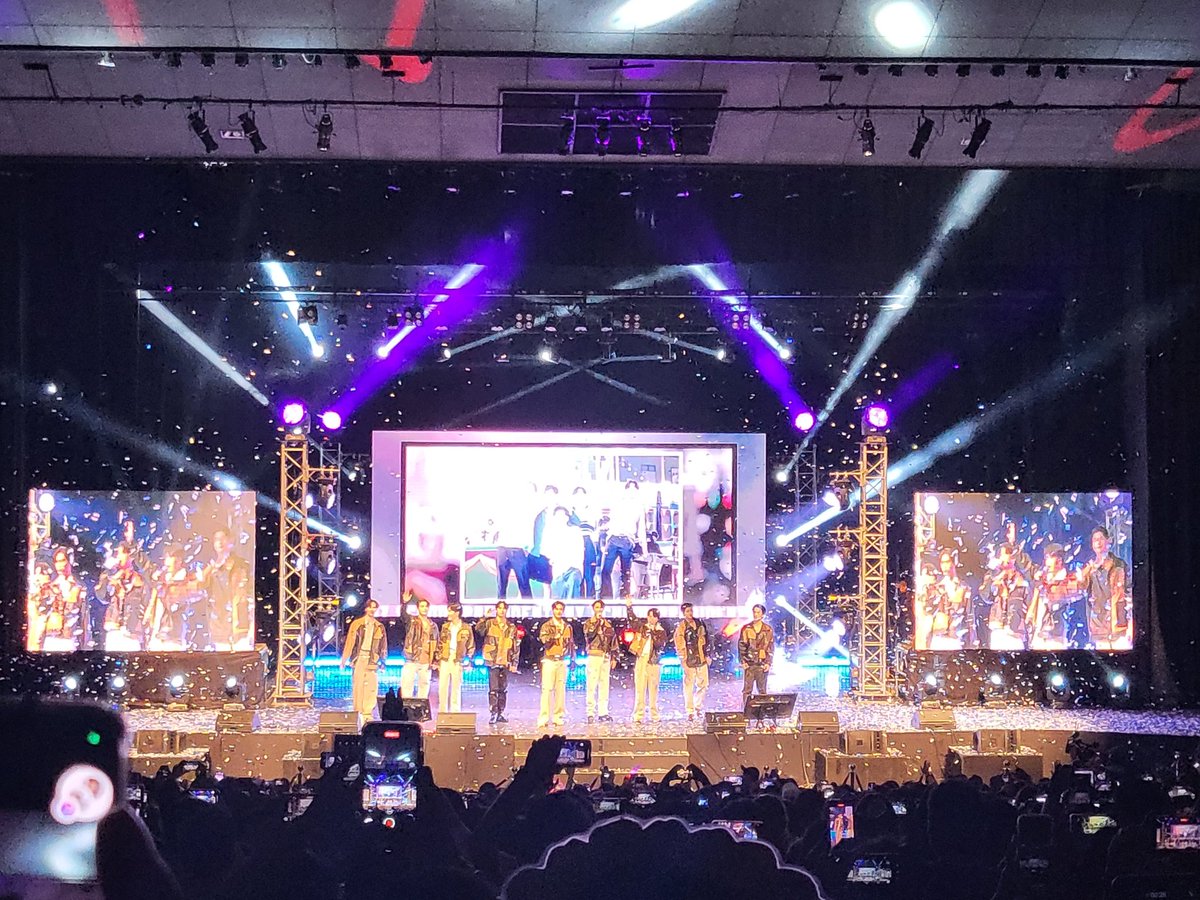 xxteukxx11693's tweet photo. Thank you MSP Gang!!!!
#fourth #gemini #mark #ford #winny #satang #aun #captain #promm
#MSPFMinMNL https://t.co/Hv7FxxPlnV