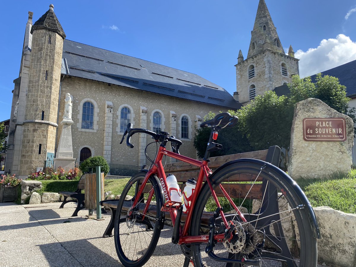 BenjiJeanjean's tweet photo. Chartreuse ou Vercors, l’été à Grenoble c’est à vélo que ça se passe 🚴♂️
#coldeporte #colducoq #lansenvercors #moucherotte #montagne https://t.co/J38lrjUvNE
