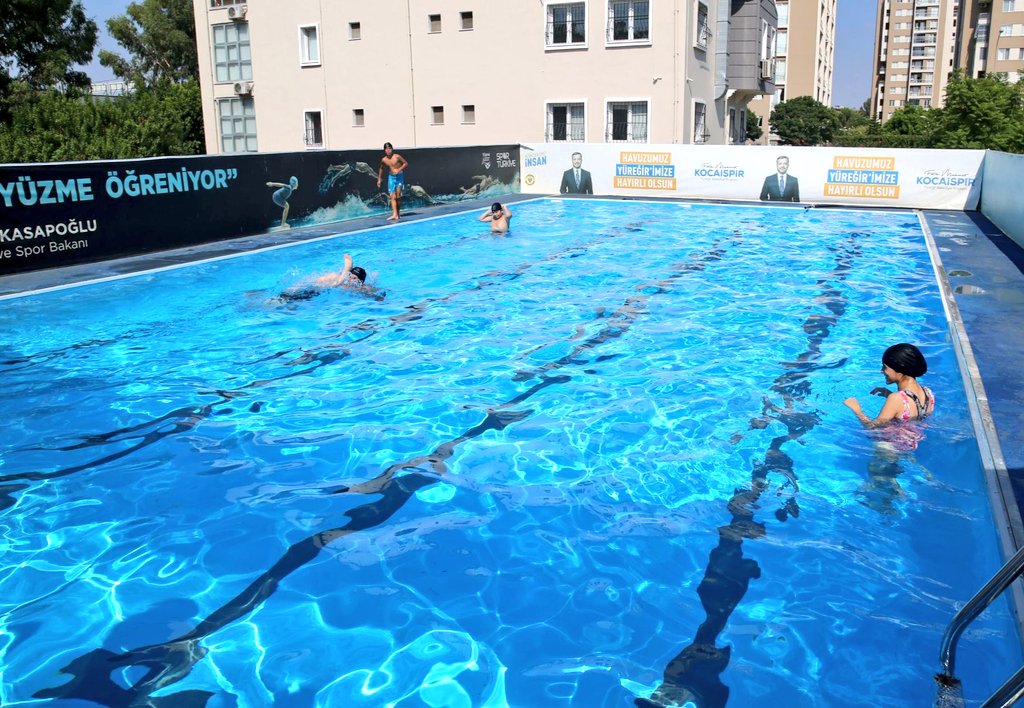 yuregirbld's tweet photo. Yüzme Bilmeyen Kalmasın 💦

Portatif Havuz Yüreğir'de 🏊‍♂️

7 -14 yaş arası çocuklarımızı, uzman antrenörlerimiz eşliğinde verdiğimiz, ücretsiz yüzme kurslarımıza bekliyoruz. 

 Başvuru ve detaylı bilgi için;
☎️ 0322 502 92 17 https://t.co/FTf23V3rD2