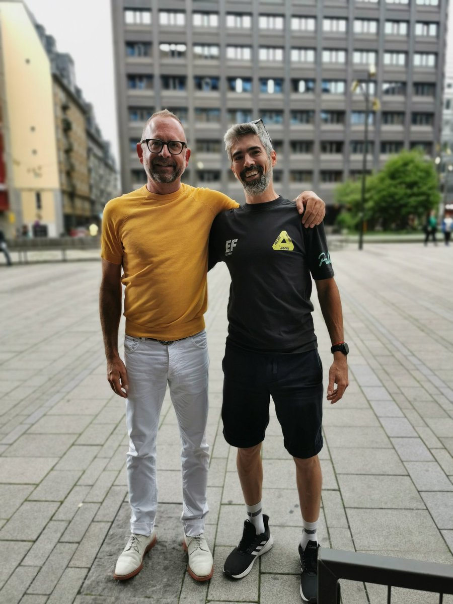 e17kbc's tweet photo. What a day to wear the right t-shirt! Had the pleasure of meeting one of the most inspiring people in cycling, turned out to be super nice and engaging, and yes, hopefully we will see a Peruvian rider any time in the wt.
#wheninstockholm https://t.co/OmA4hJ1oqW