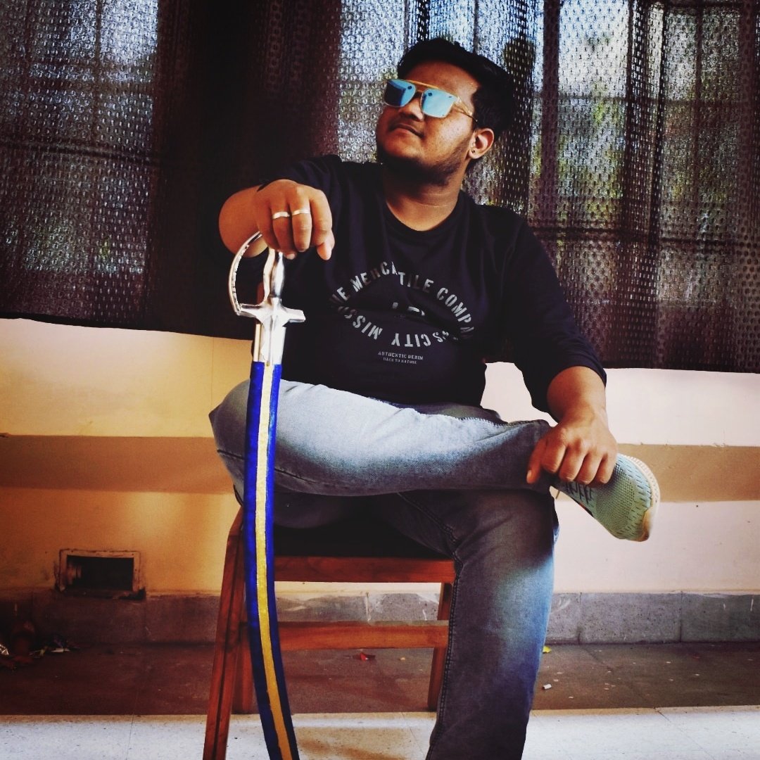 Chandra17357465's tweet photo. #NewProfilePic https://t.co/bgnZB1B5m9
