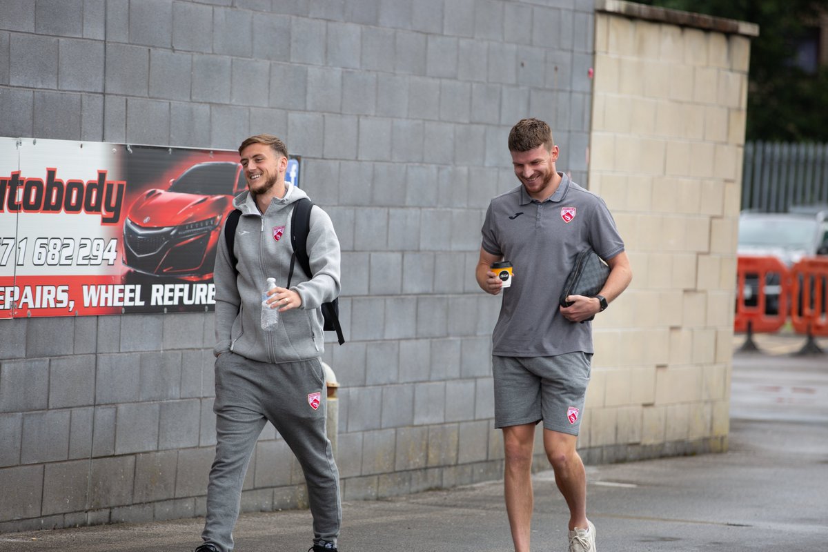 MorecambeFC's tweet photo. Afternoon, lads! 👋

#UTS 🦐 | #MORvWAL https://t.co/EVDWeTYPAB