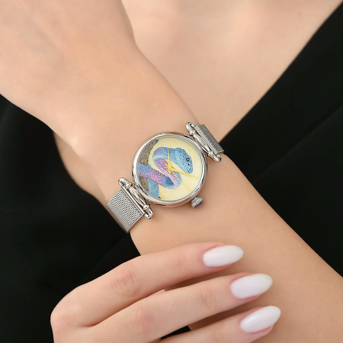 siriusdiamant's tweet image. Wonderful Snake Painted Women Watch, Handmade Stainless Still Watch

Etsy Link : shorturl.at/kzHIL

#WomenWatch #GoldenWatch #SnakeWatch #MicroPaintedWatch #HandmadeWatch #HandPaintedWatch #LuxuryWatch #AnalogWatch #QuartzWatch #WaterproofWatch #AcrylicWatch #WomenGift