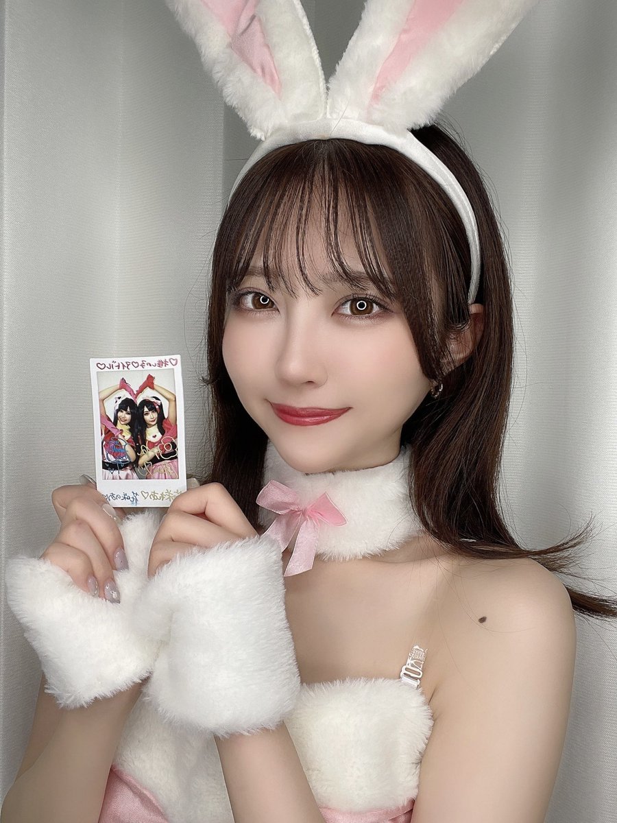 noa_hanasaki's tweet photo. 📮チェキ郵送RTキャンペーン📮

15名様にチェキ郵送します🌟
🌸応募条件🌸
①花咲れあ(@h_rea_0503)
    花咲のあ(@noa_hanasaki)をフォロー♡
②両方のキャンペーン投稿をRT＆いいね♡

応募期間は今月まで⏰
抽選です！DM解放して待っててください💕
https://t.co/MO54gkUWoG https://t.co/baimM9sPpH