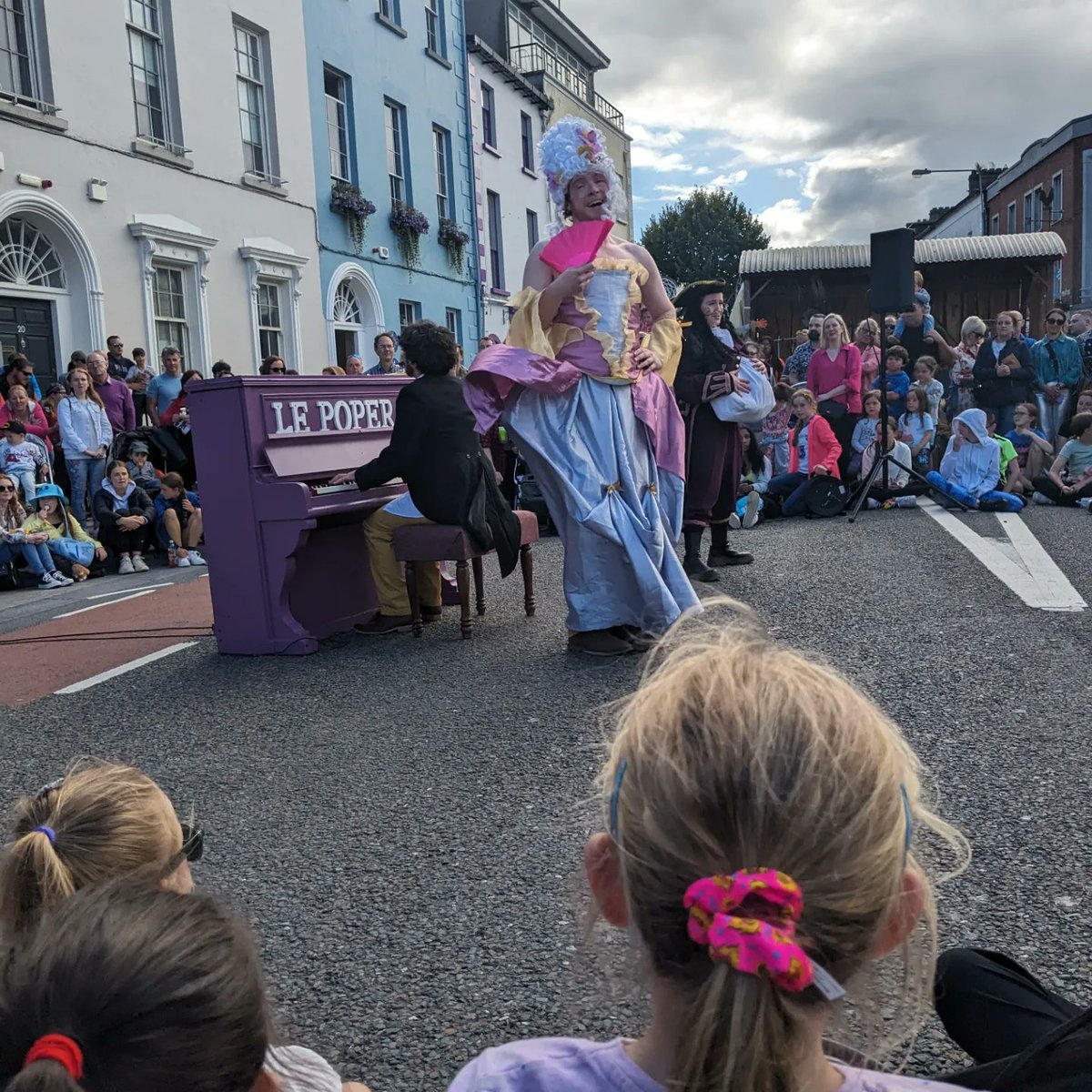 ISACSIreland's tweet image. ✨ISACS Artists at Spraoi✨

Be sure to watch @curious_state performing La pOpera at @waterfordspraoi today and tomorrow in Waterford 

Check the images below👇 to get times &amp;amp; locations ✨

#isacs #isacsartists #curiousstate #Spraoi23 #artsireland