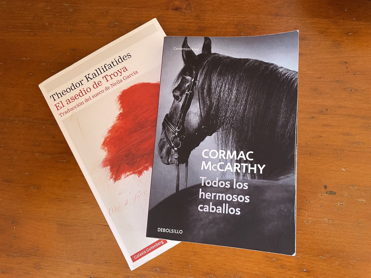 Pachilarrosa's tweet image. #Exlibris. Dos deliciosas lecturas para la primera semana playera de agosto. Tan distintas, tan geniales