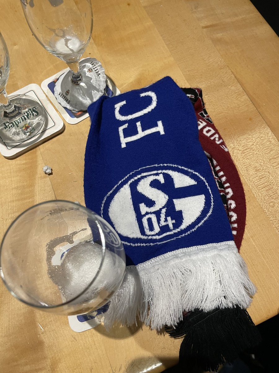 Die Tipps sprechen ne eindeutige Sprache… Handicap #schalke

Was denkt ihr so? #s04 Bubble?