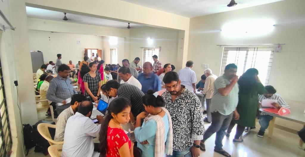 DCManikondaGHMC's tweet photo. Today conducted voter enrolment in Panchavati colony RWA
@ACLB_Rangareddy @arvindkumar_ias @CollectorRRD @KTRBRS https://t.co/5coygqQhJb