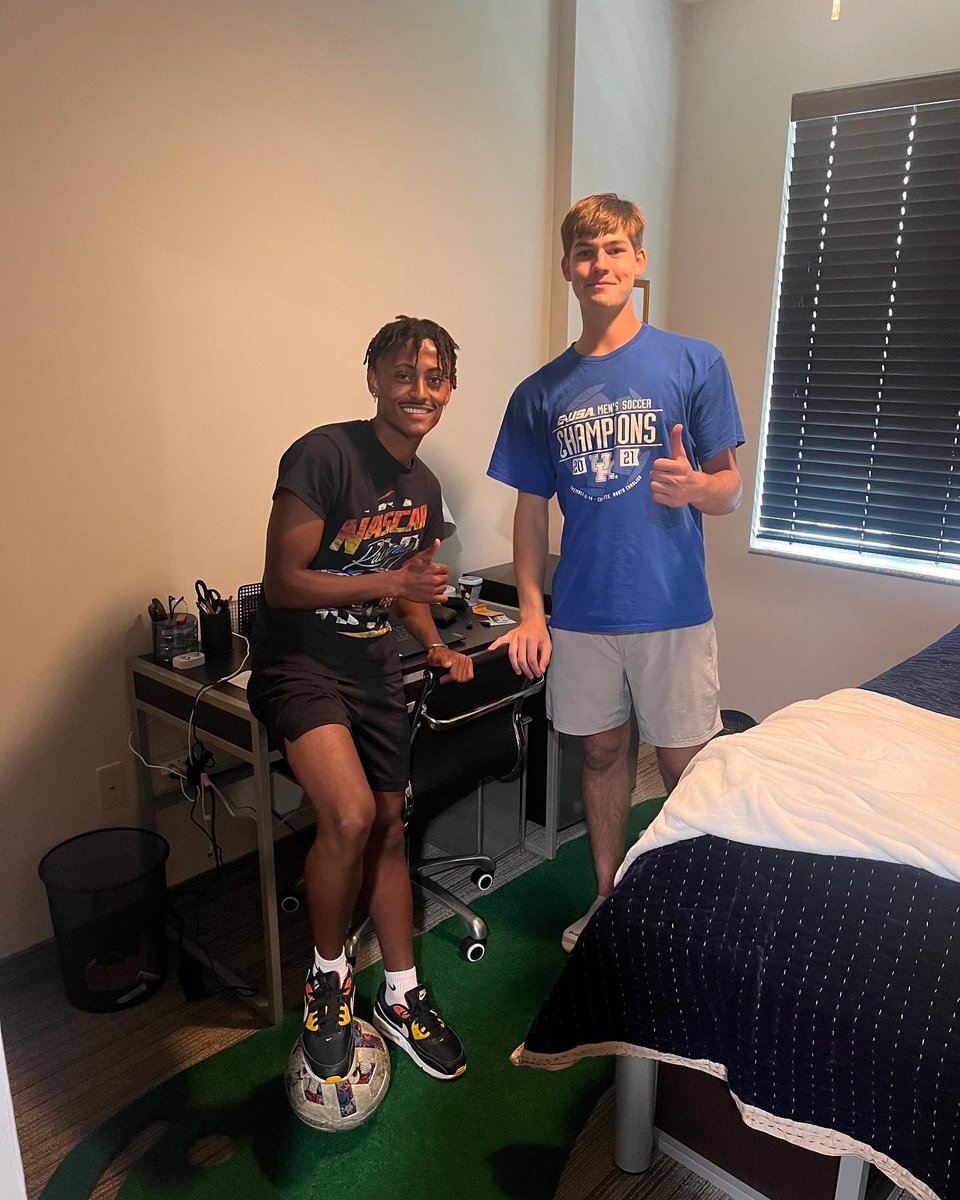 UKMensSoccer's tweet photo. Our newcomers have been moving and settling in all week. Check out some move-in flicks of Lucho, Silas and Alex! 📸

Welcome home! 🏠 (Is that a putting green we see? 👀⛳️)

#WeAreUK | #GBED https://t.co/cGL1wt6eVi