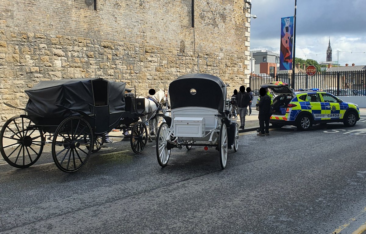 An Garda Síochána tweet media