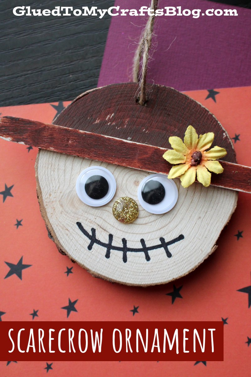 Get creative and make unique Halloween decorations using simple materials like wood slices. #creativecrafts #Halloween #familyfun #diyhalloweencrafts 

gluedtomycraftsblog.com/2023/08/wood-s…