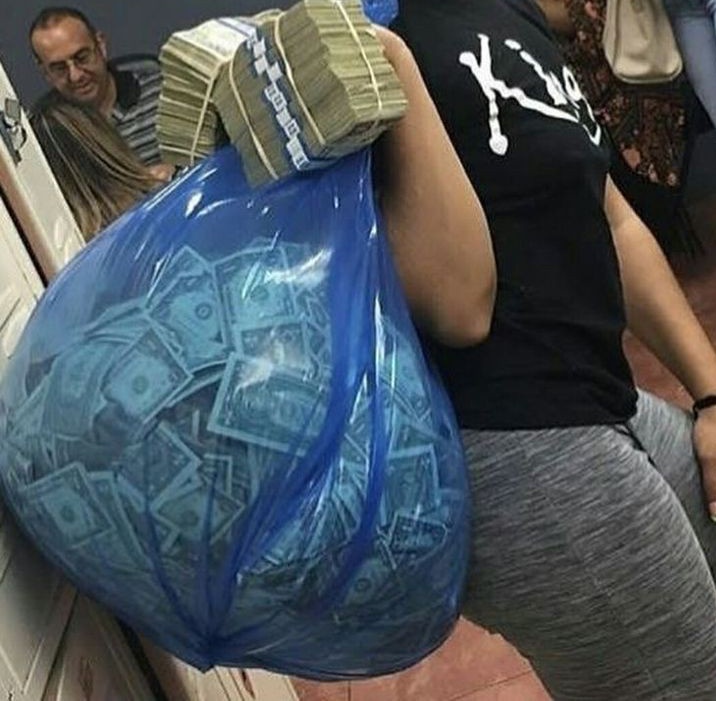 si me pagarán por tomar mate