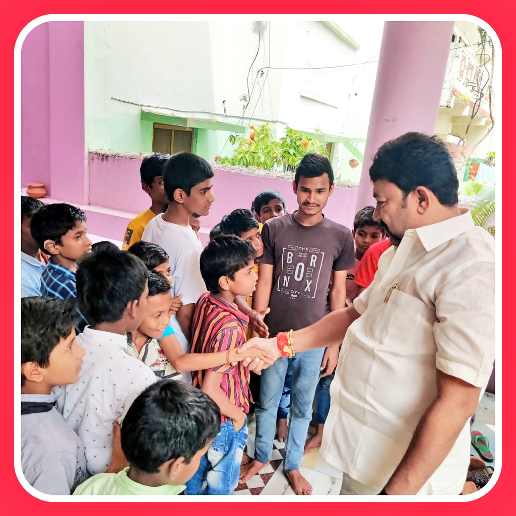 TeamVforu's tweet photo. Today We distributed Free Note Books in oral school for deaf Secunderabad 

Thank you Each and Everyone for Supporting us all the time.

We Believe Small Things Make a Big Difference https://t.co/4X07nbva67