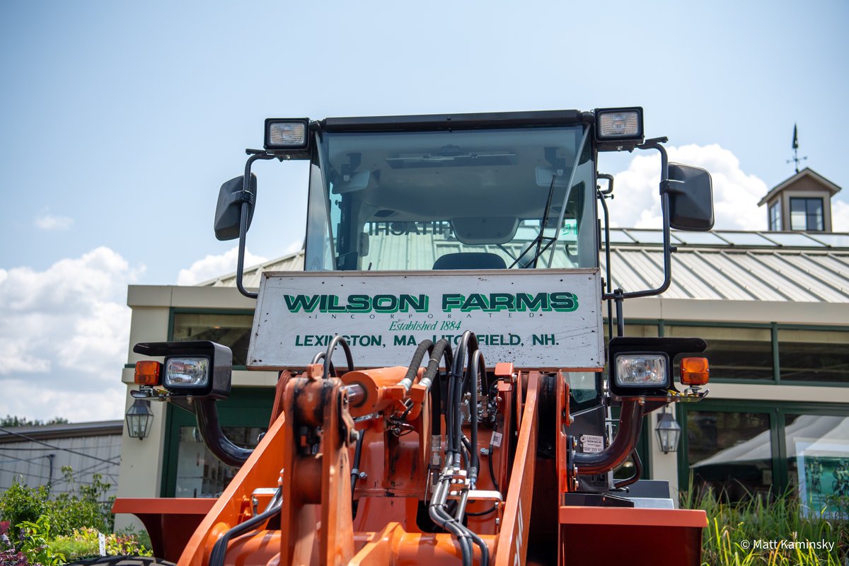 matty_kam's tweet image. Wilson Farm in #Lexington is holding an ice cream social and Touch-A-Truck event from 11-4, all proceeds go to Team Wilson Farm&apos;s Pan-Mass Challenge Ride. #PMC2023
