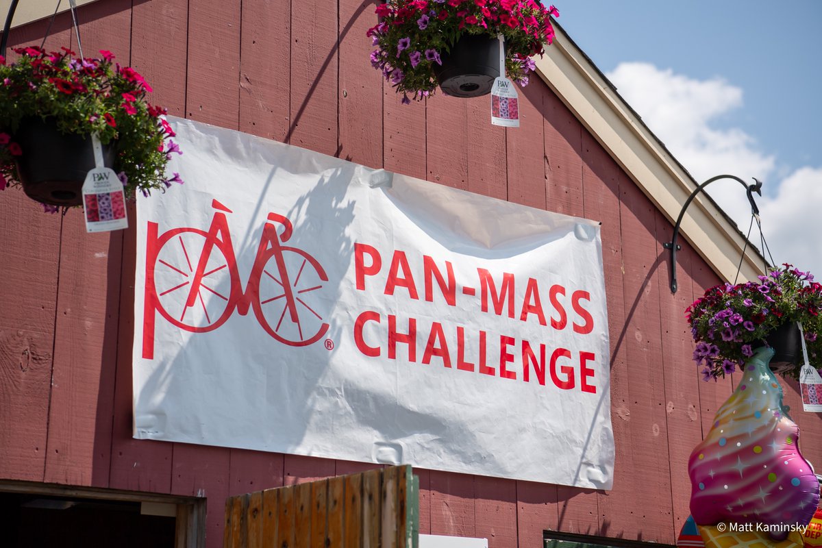 matty_kam's tweet image. Wilson Farm in #Lexington is holding an ice cream social and Touch-A-Truck event from 11-4, all proceeds go to Team Wilson Farm&apos;s Pan-Mass Challenge Ride. #PMC2023