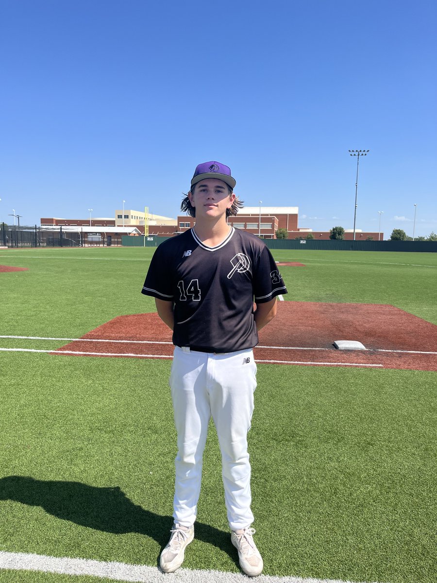 FiveToolTexas's tweet photo. @AZFallClassic F: @dprospects15 2024 5, NTX Trailblazers 2024 4
PoG: @CadenRobert2 2-3, 2 2B, 3 RBI
Pitcher: @paschal_preston 4.2 IP, 7K, 4H, 3 ER
Notable: @mattdubner 2-3, 3B, RBI ￼ ￼ https://t.co/4rdP5mj4w0